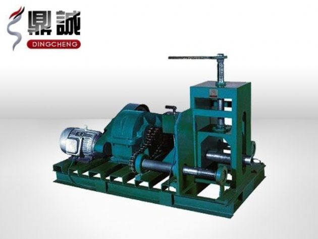 點擊查看詳細信息<br>標題：臥式多功能滾動彎管機 閱讀次數：4284